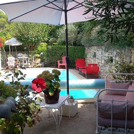 La Sapiniere -Chambres Climatisees Buisson Dış mekan fotoğraf